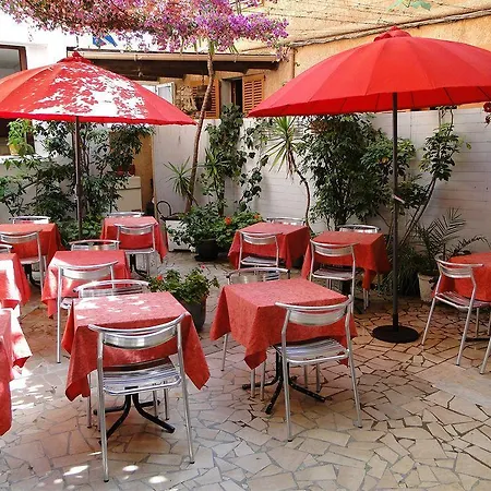 Hotel Le Lys 2*