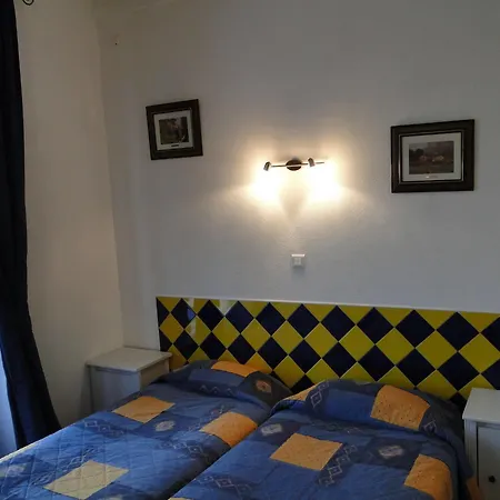 Hotell Le Lys Juan-les-Pins